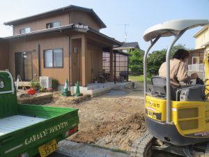 宇部市　カースペース　アプローチ　