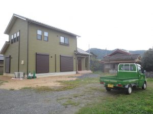 新築外構　アプローチ　ウッドデッキ　さしかけ