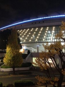 ちょっと遠くに